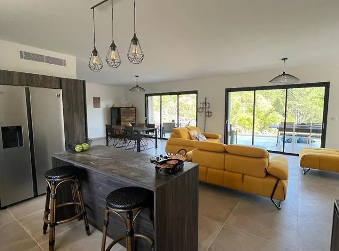 Monte E Mare, Piscine Chauffee, Climatisee A 5 Mn De La De Santa Giulia *